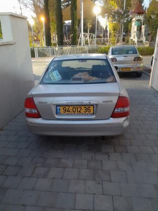 מאזדה 323 לאנטיס (2002)