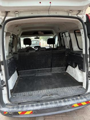 רנו קנגו החדשה (2011)