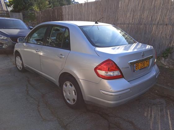 ניסאן טידה (2010)