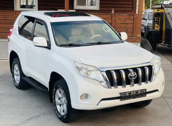 טויוטה לנד קרוזר קצר (2014)