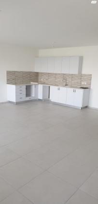 יגאל ידין 11 (המגינים (השמשוני דרום))