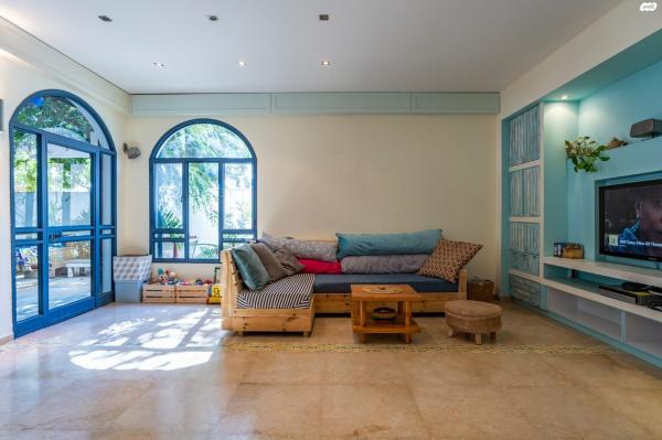 ערוגות הבושם 14 (עין הים)