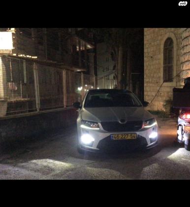 סקודה אוקטביה (2015)