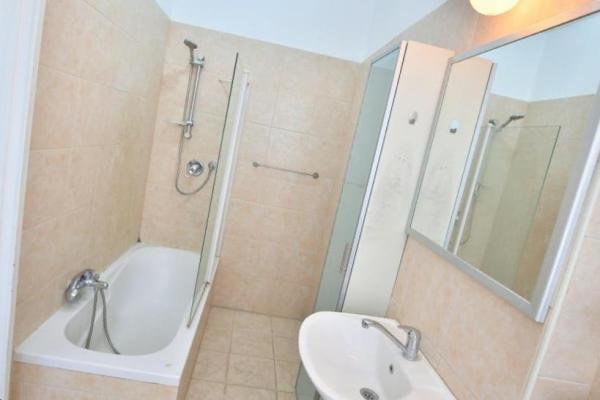 חצור 4 (יד לבנים)