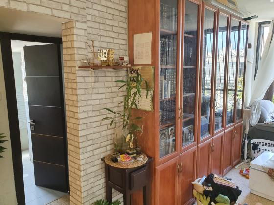 אברבנאל 9 (נאות רחל)