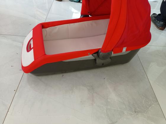 אמבטיה של avio אינגליזינה בצבעים