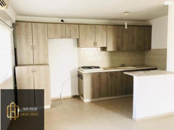 גיורא יוספטל 26 (נווה רם)