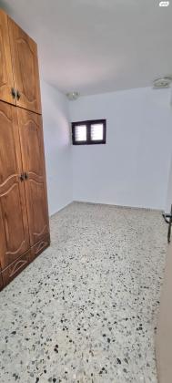 מנחם בגין 10 (תל גיבורים)