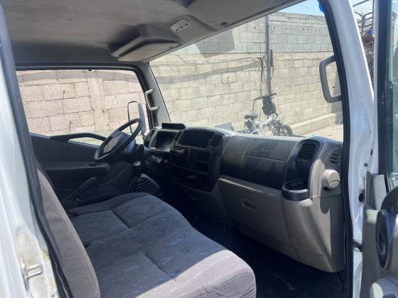 ניסאן קבסטאר (2011)