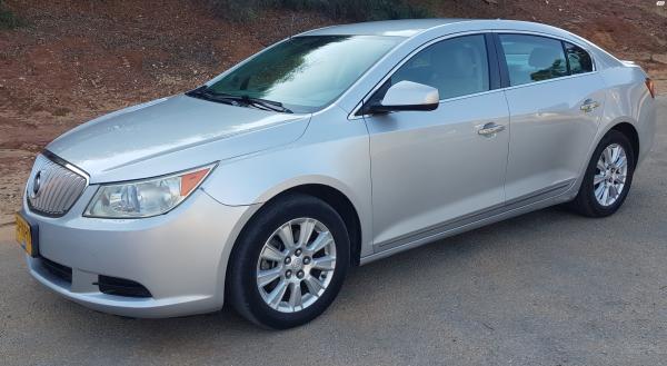 ביואיק לה קרוס (2011)