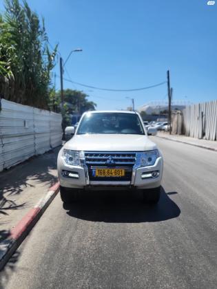 מיצובישי פג'רו קצר (2018)