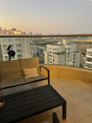 יוני נתניהו 18 (רמת הדר)