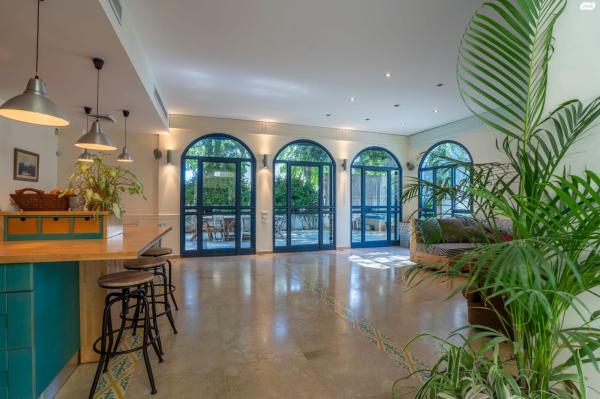 ערוגות הבושם 14 (עין הים)