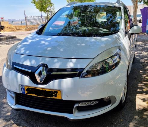 רנו גרנד סניק (2016)