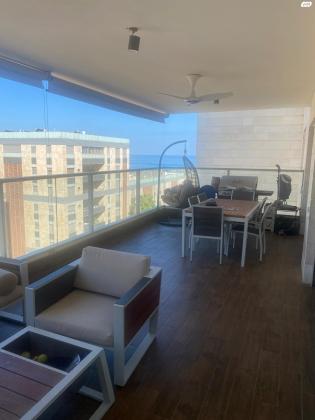 אמיר גלבוע 9 (הגוש הגדול)