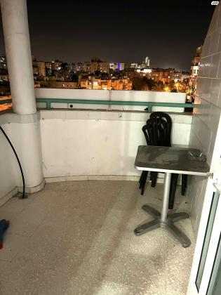 בושם 95 (לבנה)