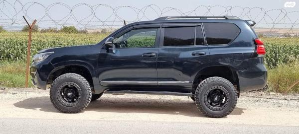 טויוטה לנד קרוזר ארוך (2010)