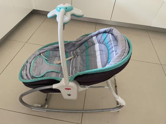 טרמפולינה של טייני לאב בצבע