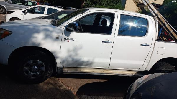 טויוטה היילקס ויגו 4X4 (2006)