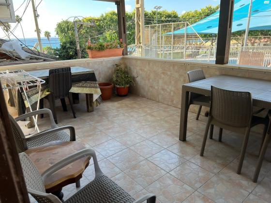 דונולו הרופא 8 (עג'מי)