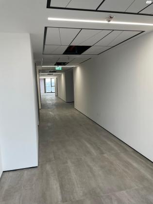 פאול גרונינגר 4 (מב"ת מערב)