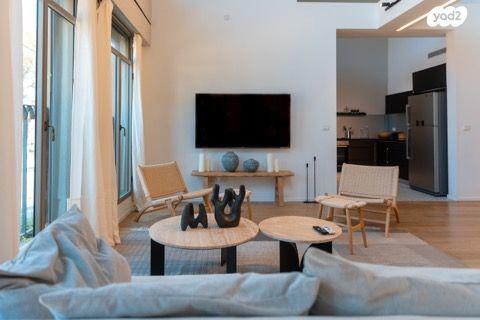 קדם 77 (עג'מי)