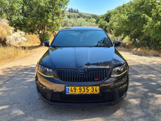 סקודה אוקטביה RS (2015)