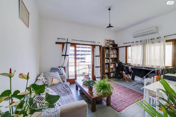 סמטת בית השואבה 12 (בית שטראוס)