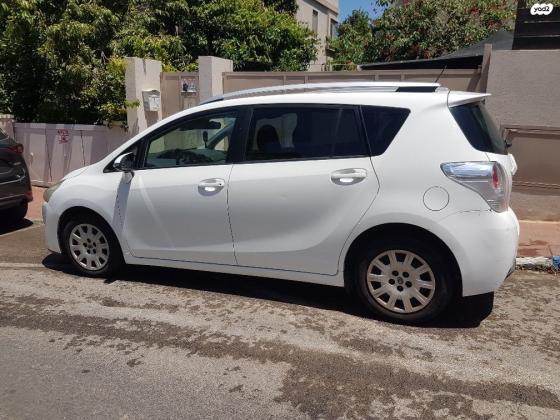 טויוטה ורסו (2014)