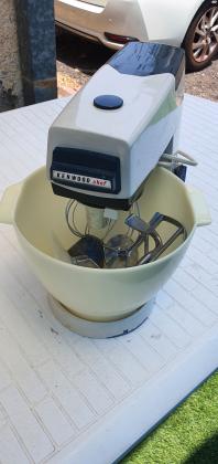 מיקסר קנווד שף משנות ה70,