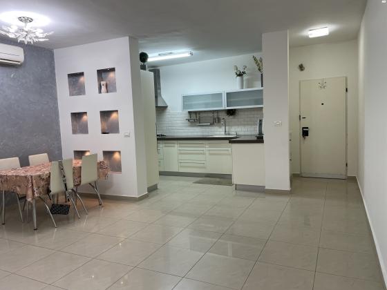 הרב לנדרס 9 (רמת עמידר)