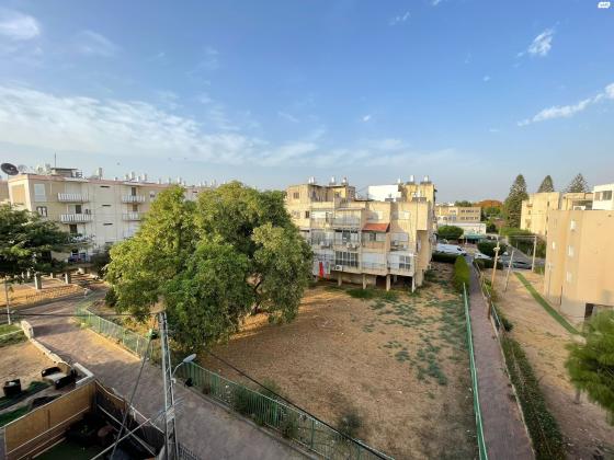 שדרות ירושלים 69