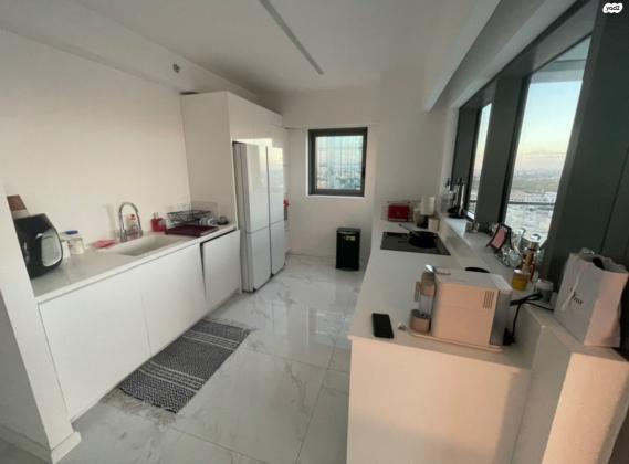 דרך זאב ז'בוטינסקי 16 (הבורסה)