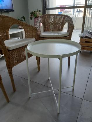 כורסאות קש מאיקאה, כחדשות