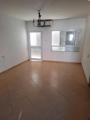 נחום שריג 9 (רמות)