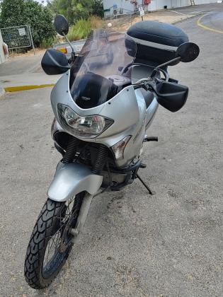 הונדה טרנסאלפ 650 (2005)