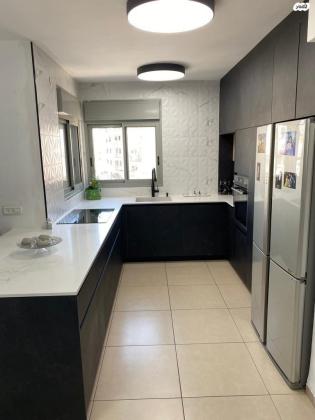 אליהו הנביא 18 (מרכז העיר)