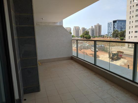 שאול חרנם 4 (אזור תעשייה פארק ינאי ורמת סיב)