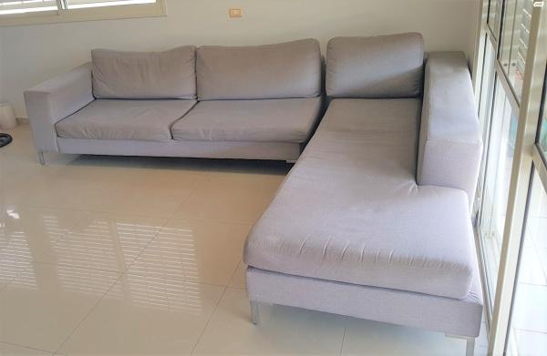 2 ספות אפורות, 650 ש"ח עבור כל ספה