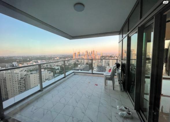 דרך זאב ז'בוטינסקי 16 (הבורסה)