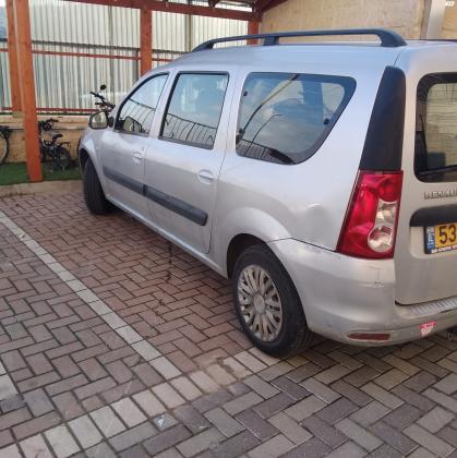 רנו לוגאן MCV (2009)