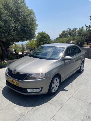 סקודה ראפיד (2016)