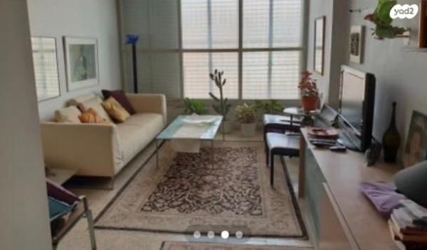 שדרות ירושלים 85 (מרום נווה)