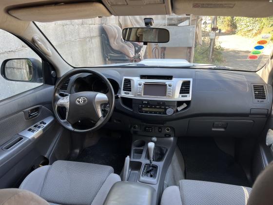 טויוטה היילקס ויגו 4X4 (2013)