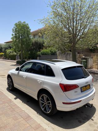 אאודי Q5 (2009)