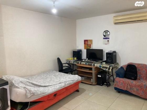 ברוך בנאסרף 19 (קרית חתני פרס נובל)