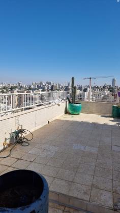 משה שרת 16 (מרכז העיר ג')