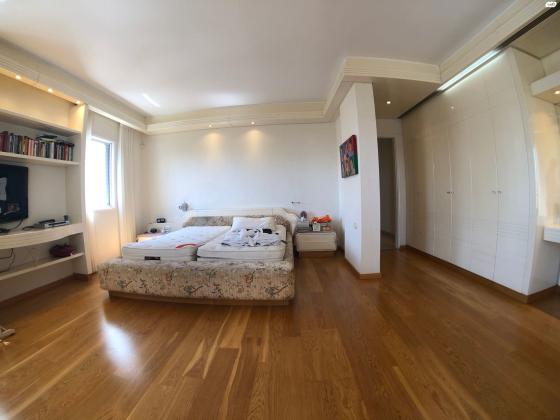 אליהו חכים (רמת אביב ג)