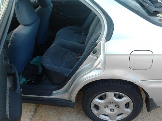 הונדה סיוויק (עד 2006) (2000)