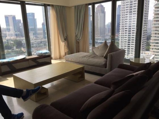 ניסים אלוני 12 (פארק צמרת)